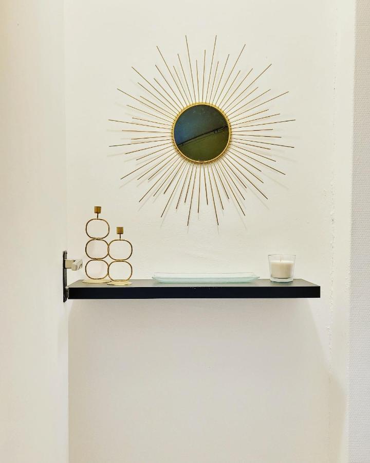 La Loge De Madame Soleil Apartment Orange  Luaran gambar