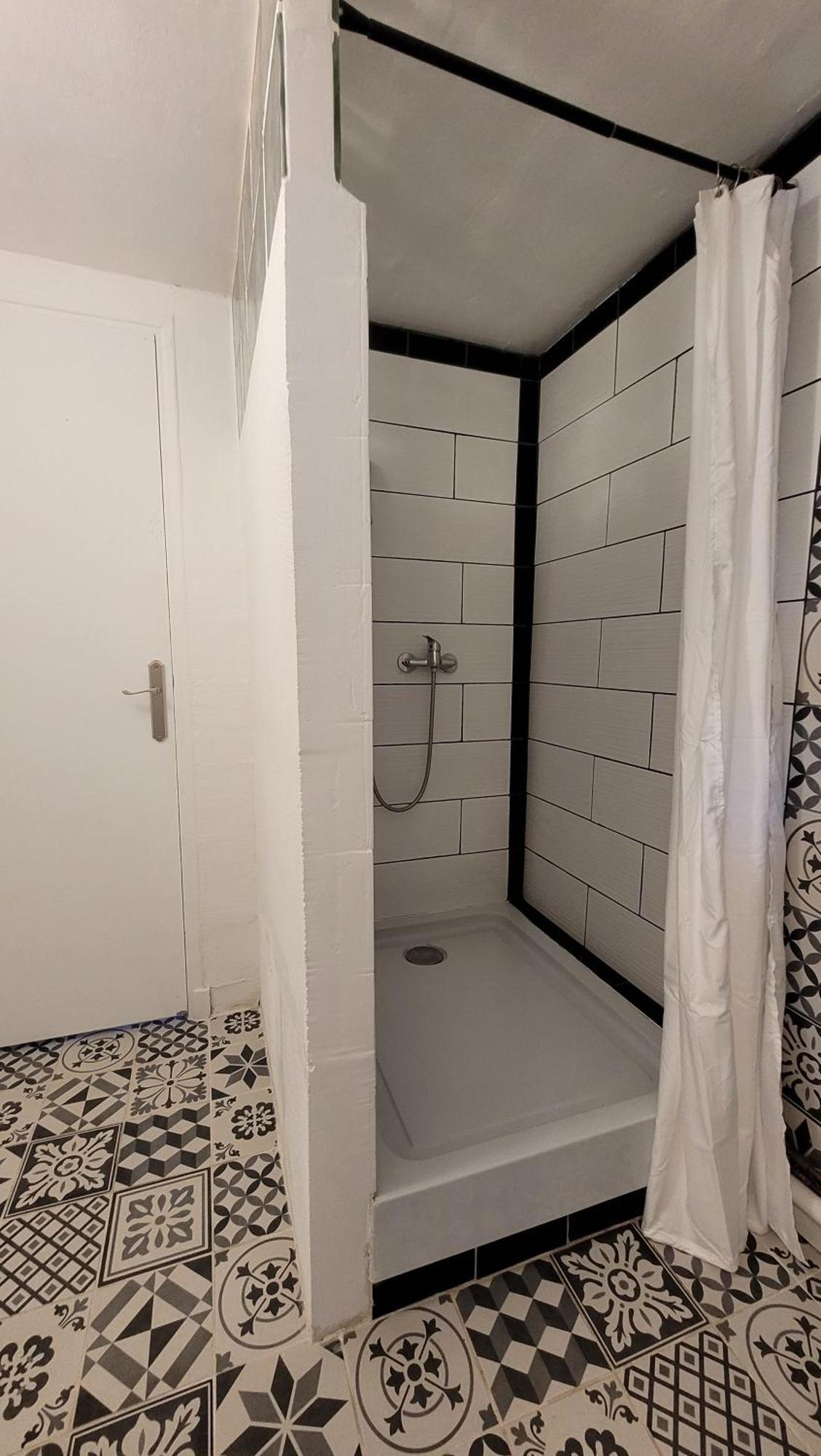 La Loge De Madame Soleil Apartment Orange  Luaran gambar